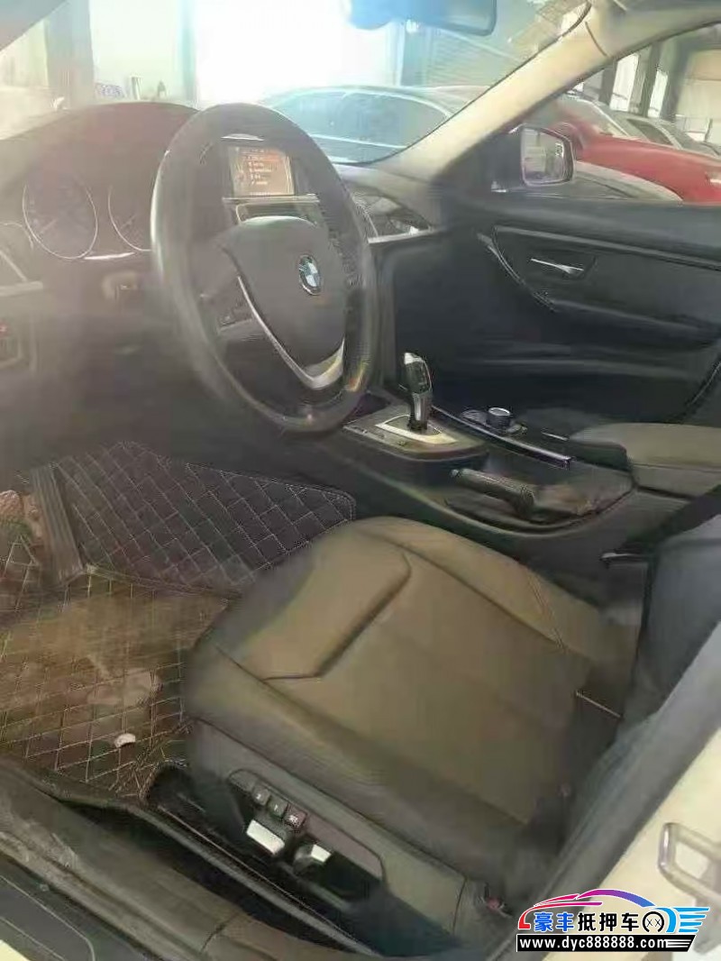 17年宝马3系轿车抵押车出售