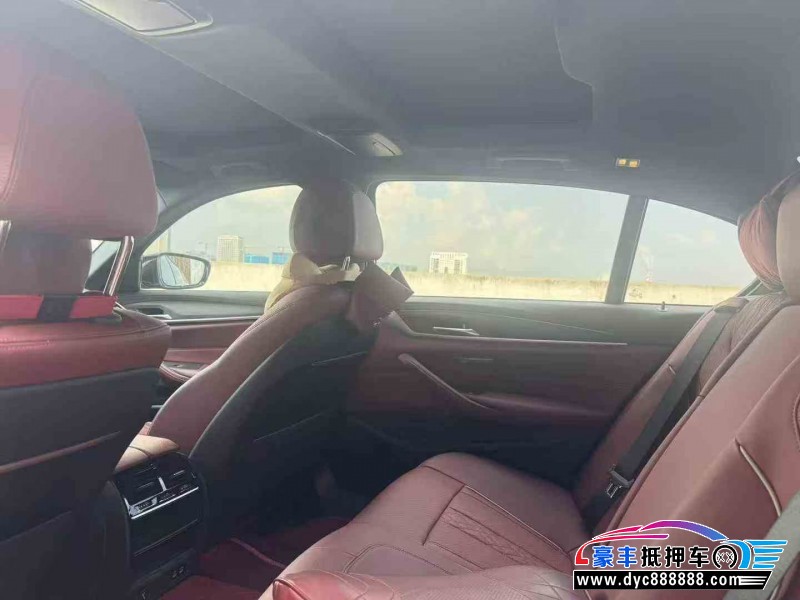 23年宝马5系轿车抵押车出售