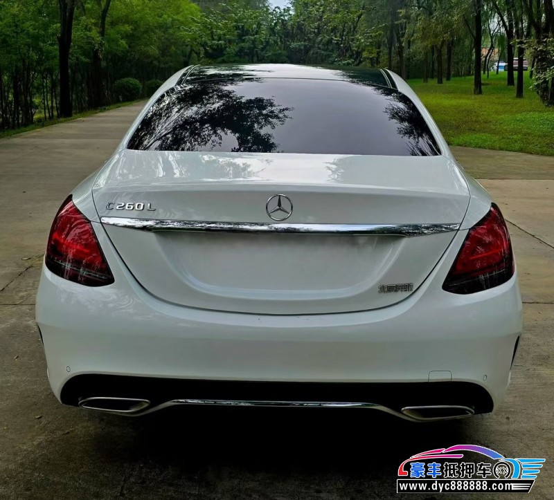 20年奔驰C轿车抵押车出售