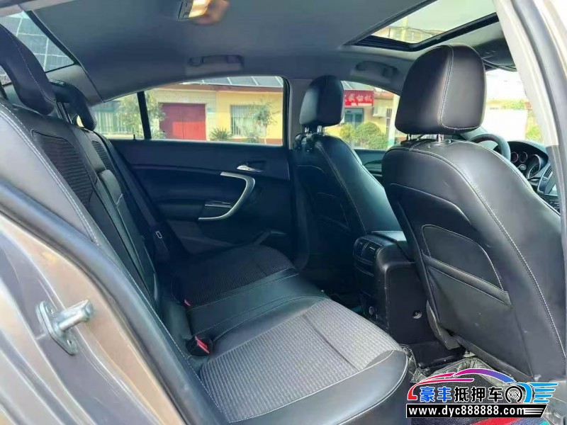 16年别克君威轿车抵押车出售