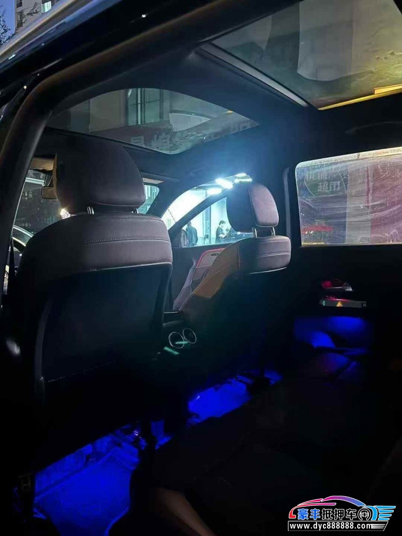 21年奔驰GLB轿车抵押车出售