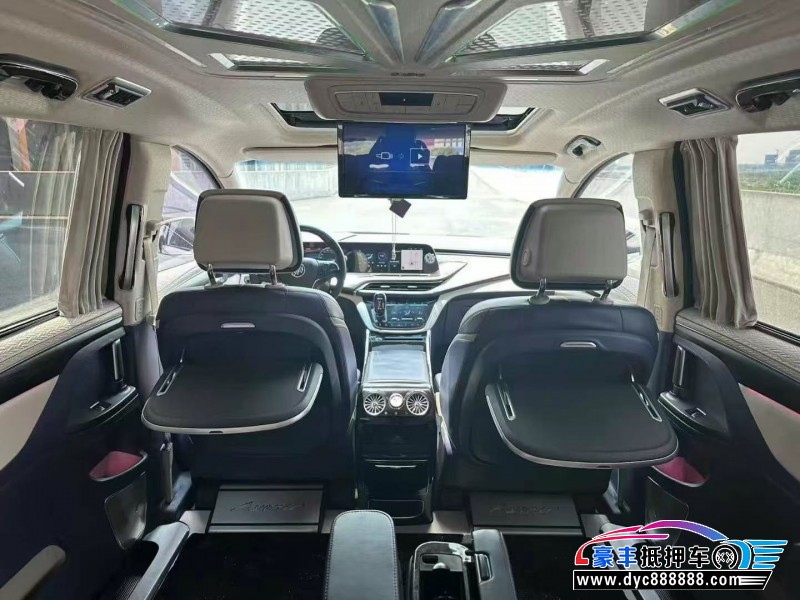 22年别克GL8轿车抵押车出售