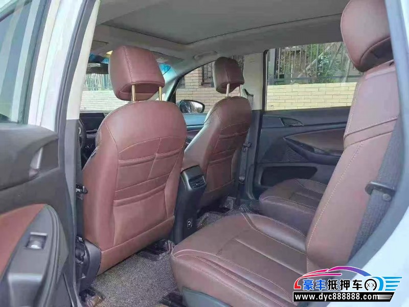 19年别克别克GL6轿车抵押车出售