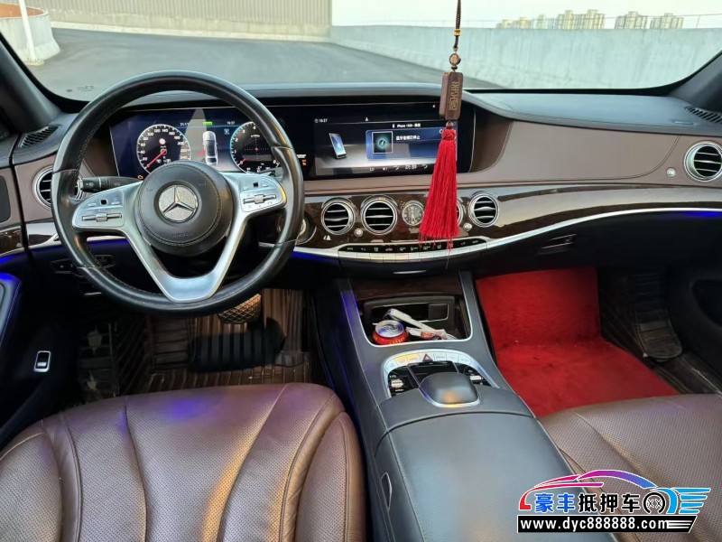 19年奔驰S轿车抵押车出售