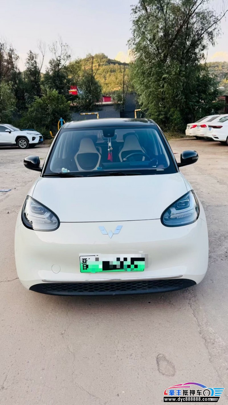 23年五菱缤果轿车抵押车出售