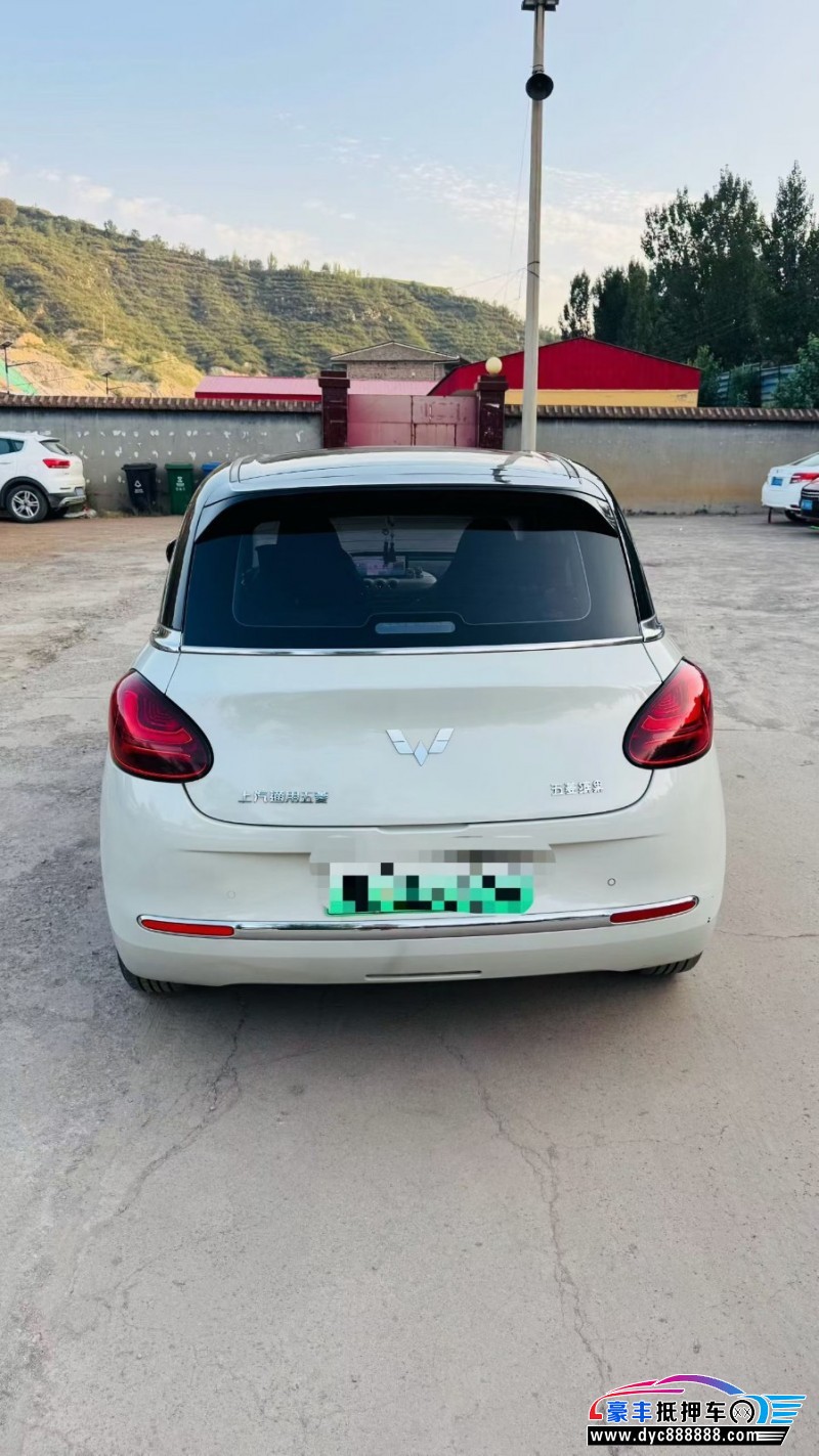 23年五菱缤果轿车抵押车出售