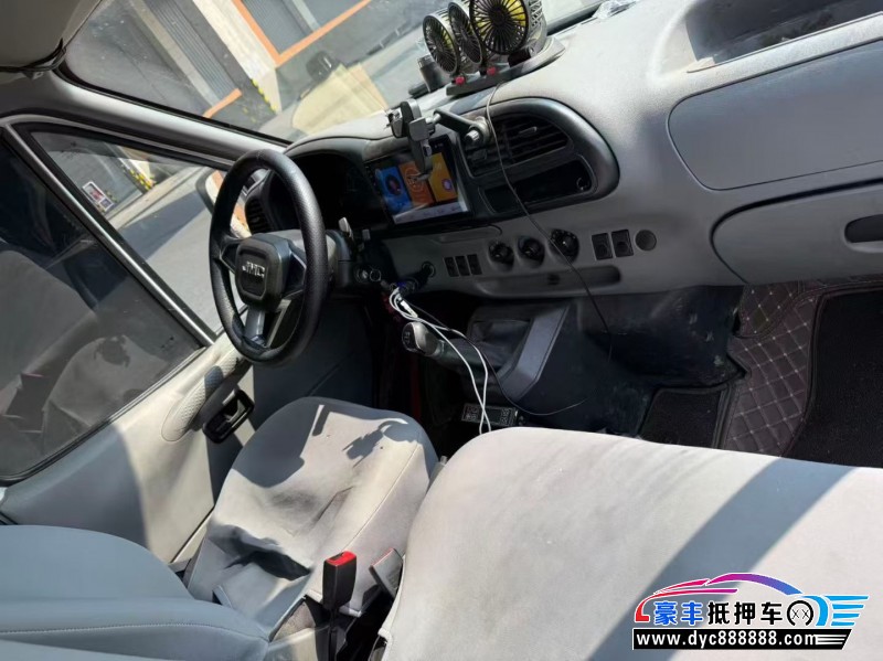 20年江铃特顺轿车抵押车出售