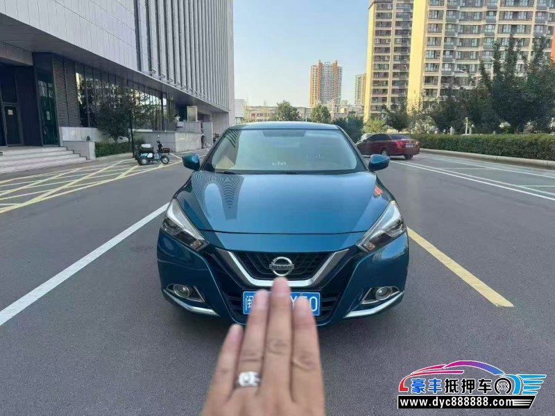 16年日产蓝鸟轿车抵押车出售