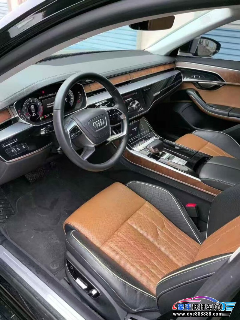 19年奥迪A8L轿车抵押车出售