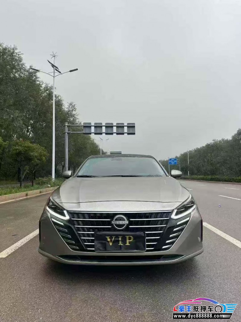 24年日产天籁轿车抵押车出售