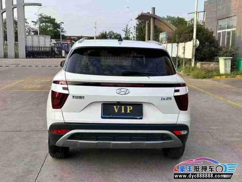 21年现代ix25轿车抵押车出售