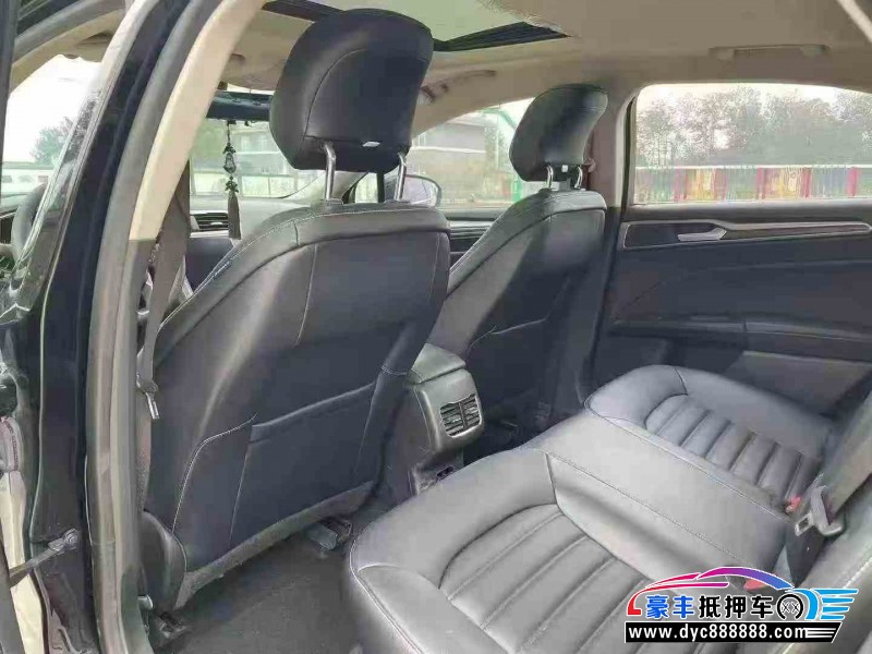 20年福特蒙迪欧轿车抵押车出售