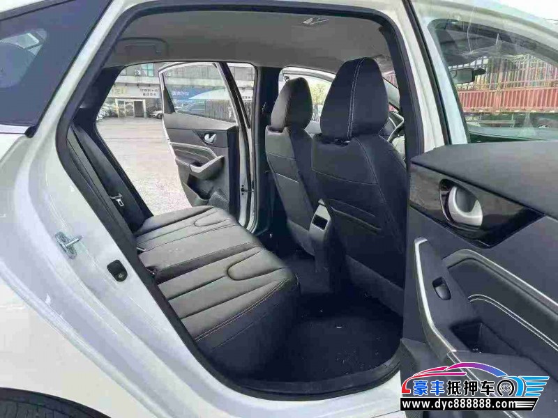 25年启辰D60轿车抵押车出售