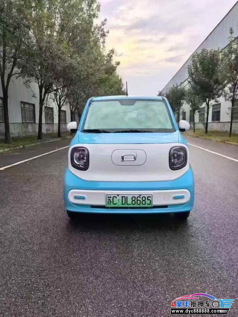 24年奔腾小马轿车抵押车出售