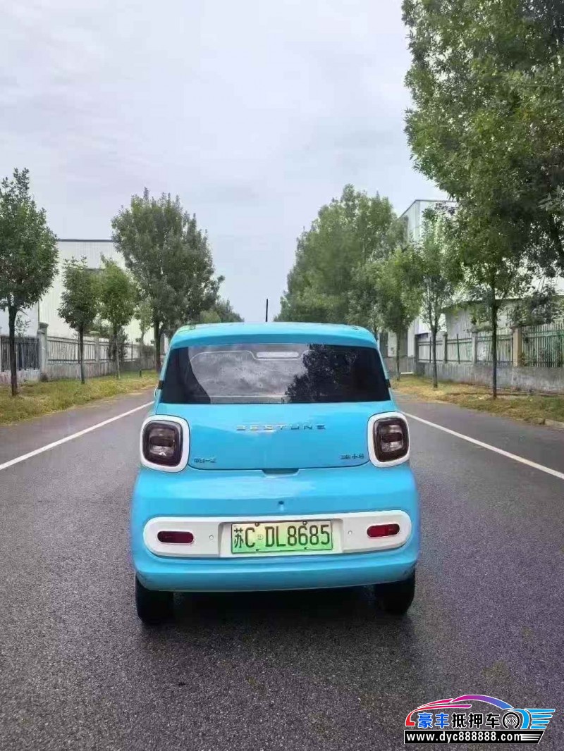 24年奔腾小马轿车抵押车出售