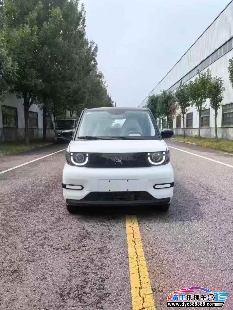 24年奇瑞冰淇淋轿车抵押车出售