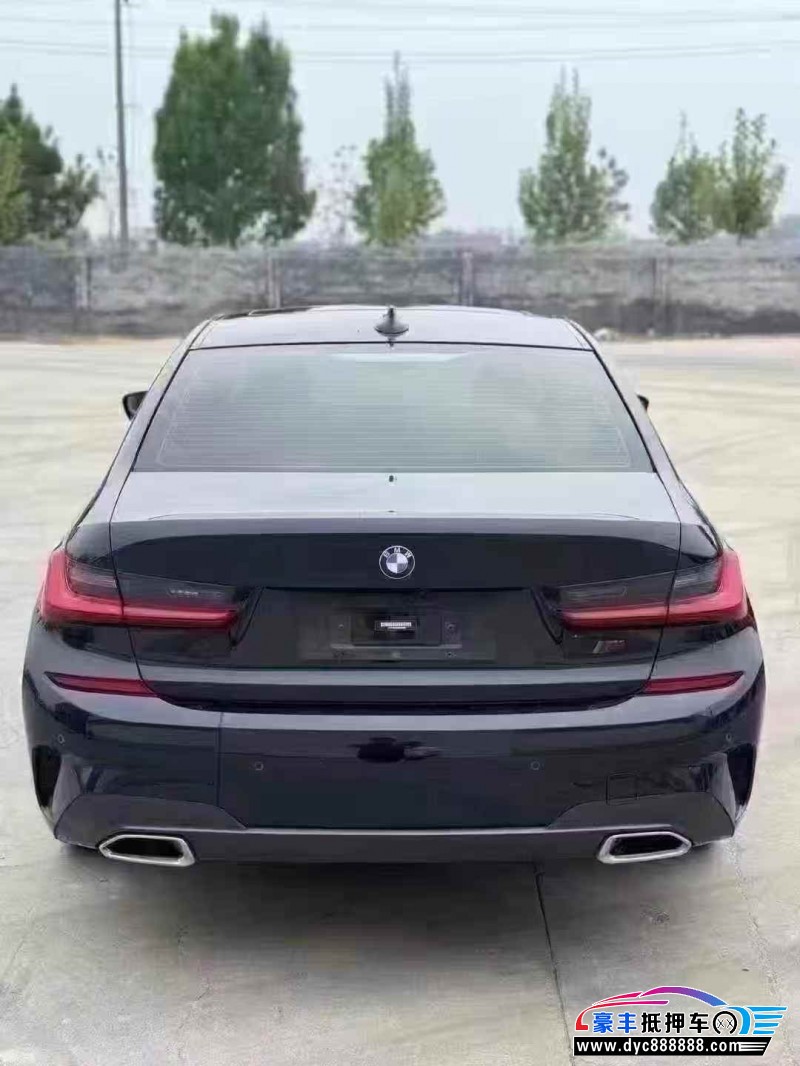 22年宝马3系轿车抵押车出售