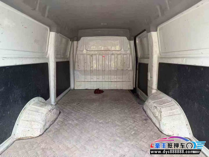 23年东风御风轿车抵押车出售