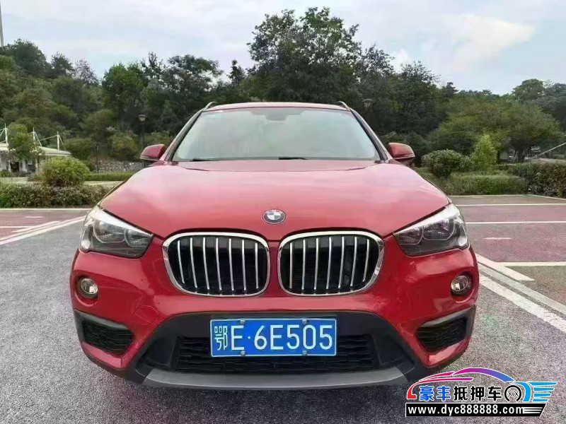 抵押车出售19年宝马X1轿车