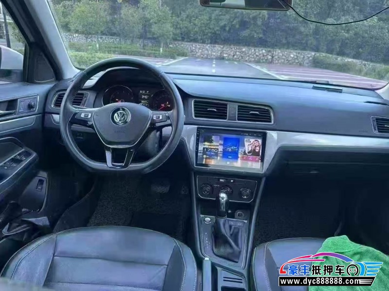 18年大众朗逸轿车抵押车出售