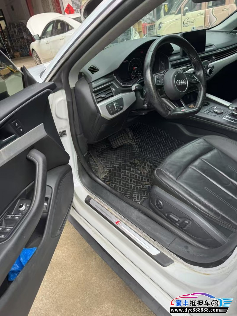 18年奥迪A5轿车抵押车出售
