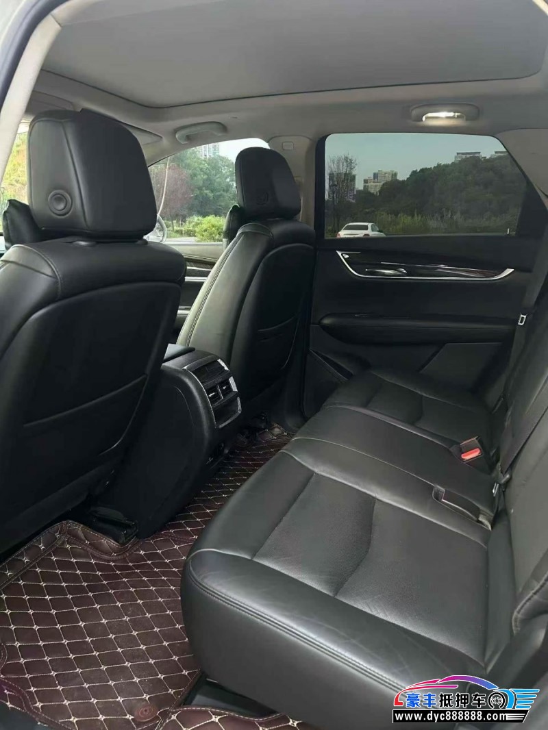 17年凯迪拉克XT5轿车抵押车出售