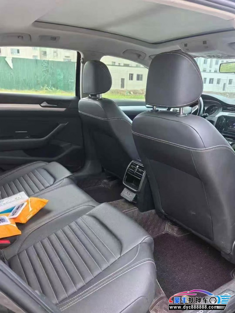 21年大众迈腾轿车抵押车出售