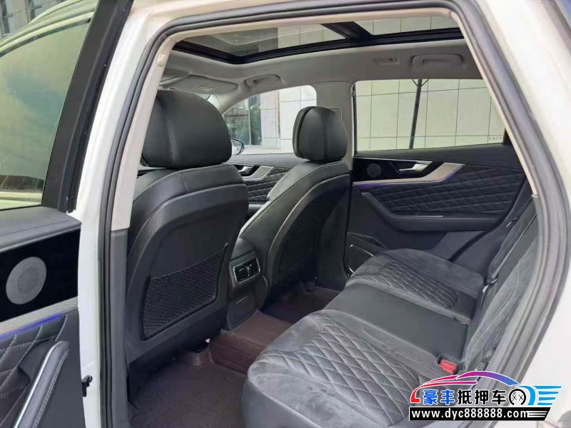 21年红旗HS5轿车抵押车出售