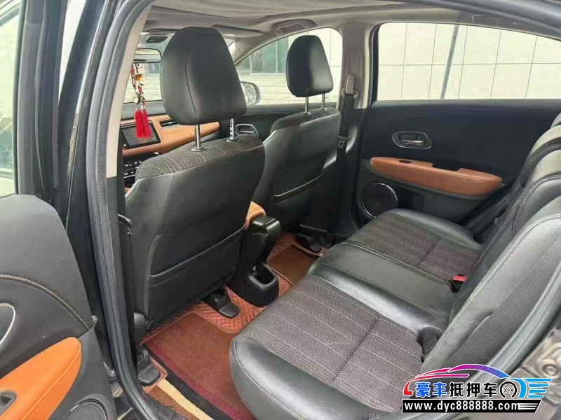 15年本田缤智轿车抵押车出售