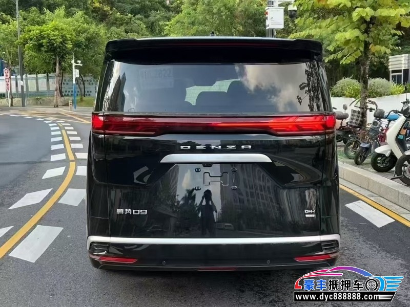 25年腾势D9轿车抵押车出售