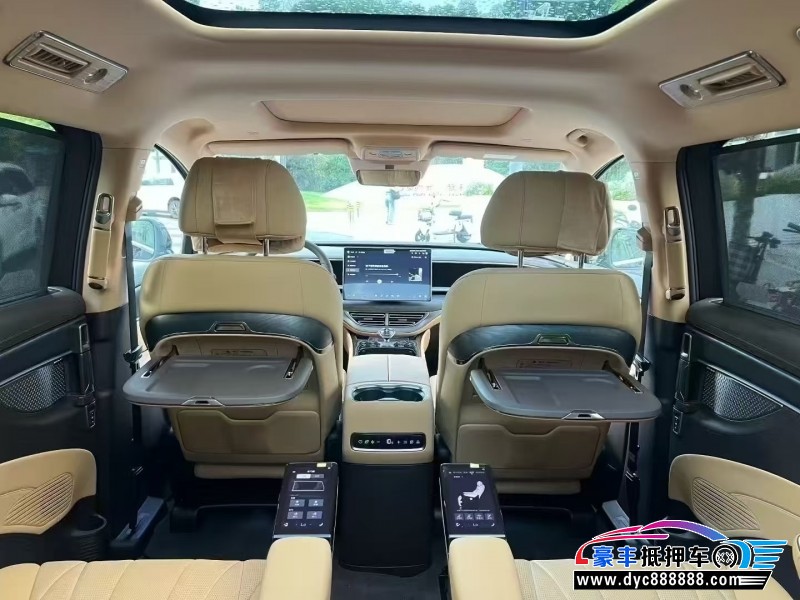 25年腾势D9轿车抵押车出售