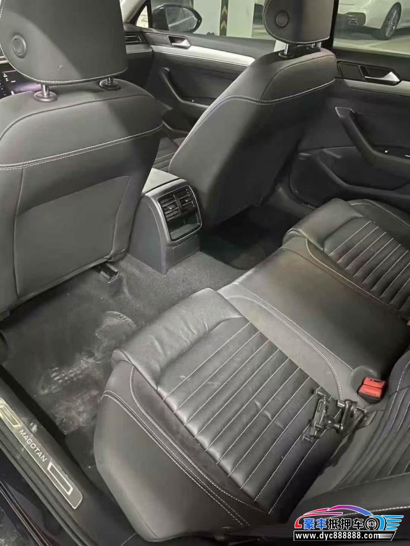 23年大众迈腾轿车抵押车出售