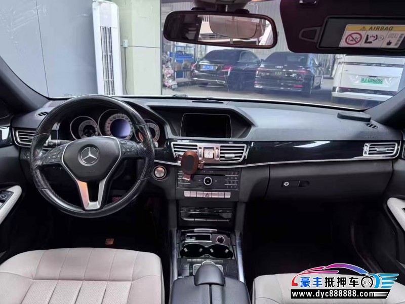 15年奔驰E轿车抵押车出售