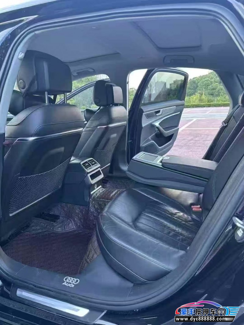 19年奥迪A6L轿车抵押车出售