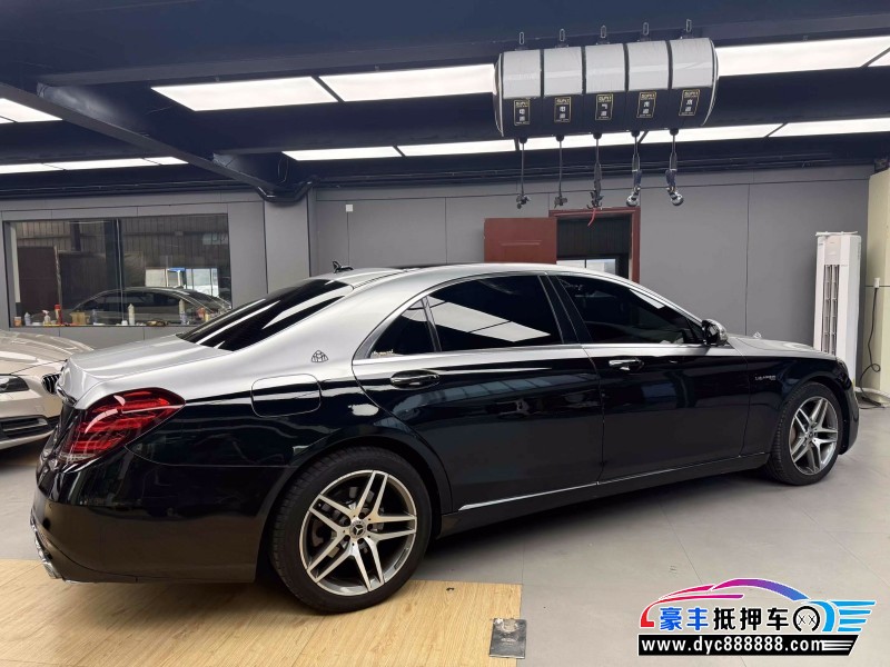 16年奔驰S轿车抵押车出售