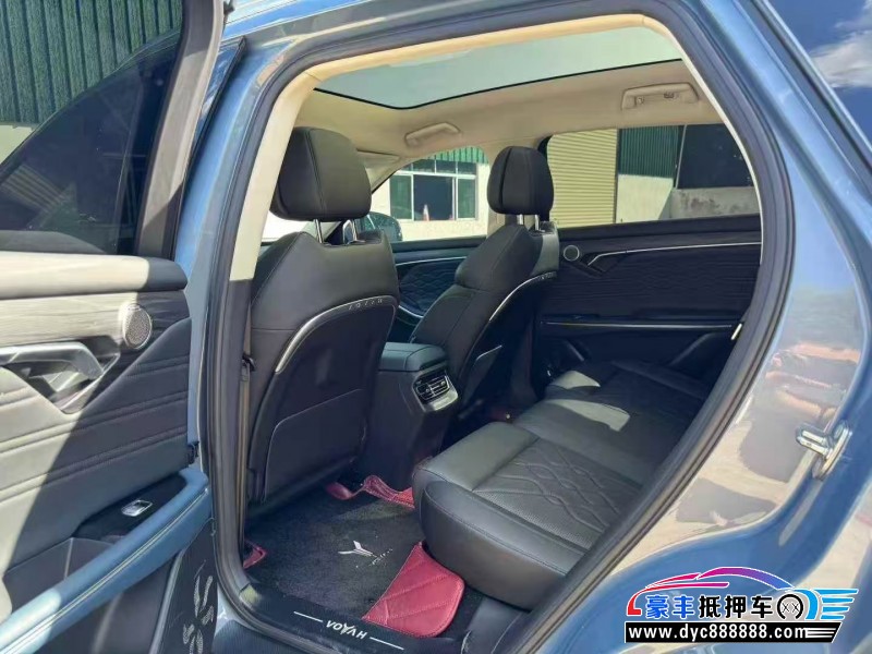 22年岚图FREE轿车抵押车出售