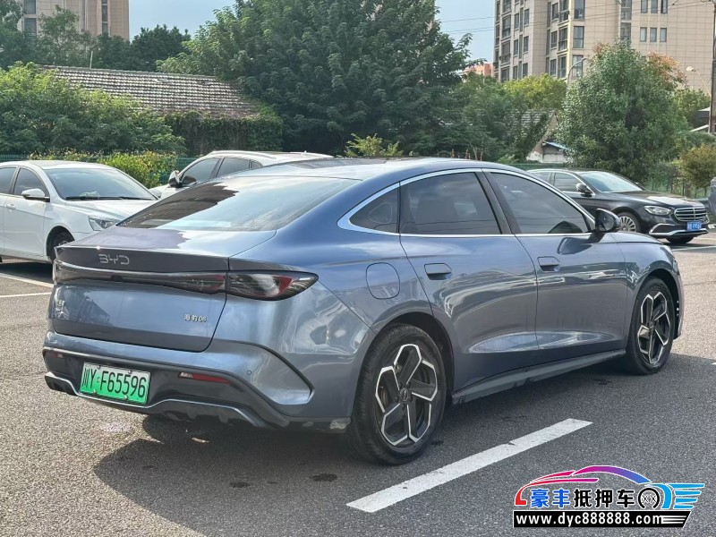 25年比亚迪海豹轿车抵押车出售