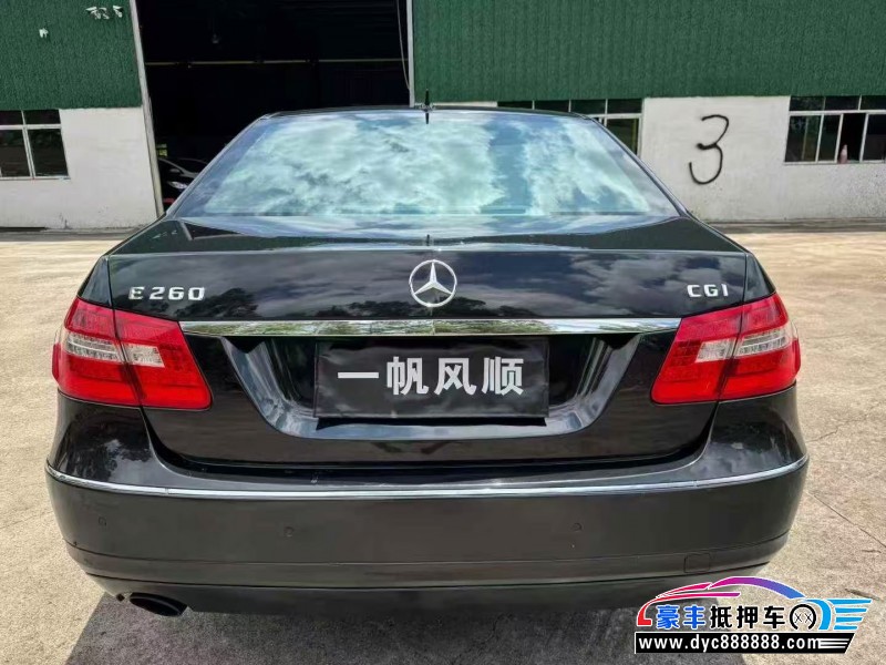 10年奔驰E轿车抵押车出售