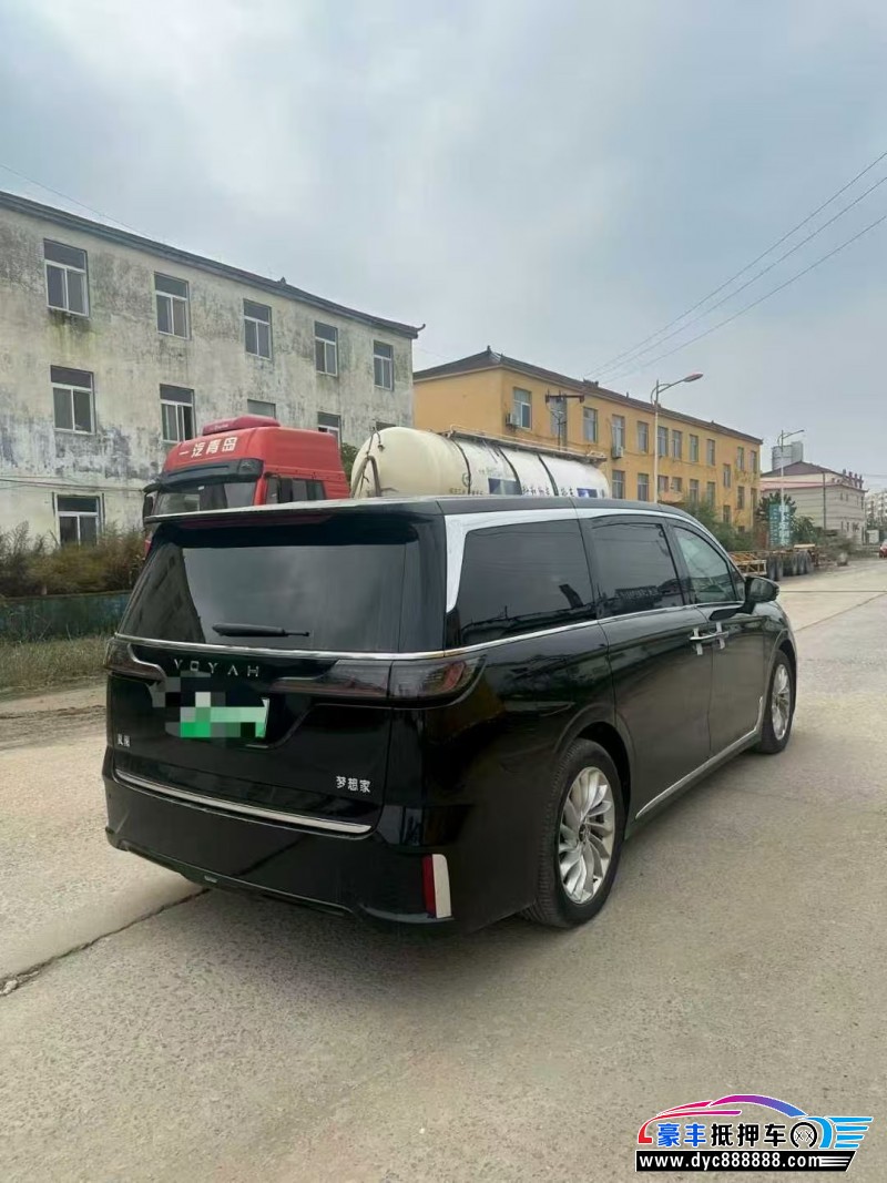 24年岚图梦想家轿车抵押车出售