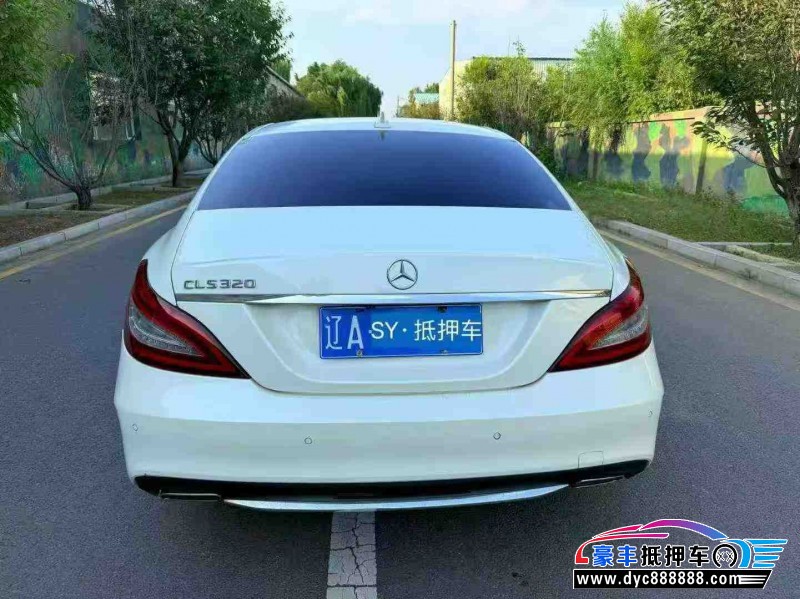 17年奔驰CLS轿车抵押车出售