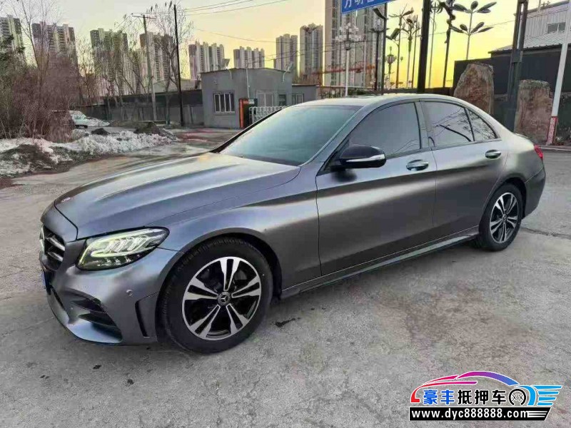19年奔驰C轿车抵押车出售