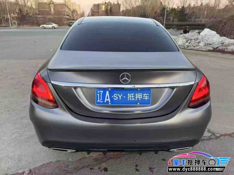 19年奔驰C轿车抵押车出售