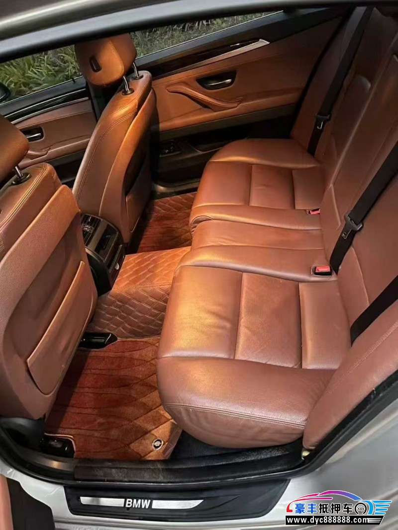 15年宝马5系轿车抵押车出售