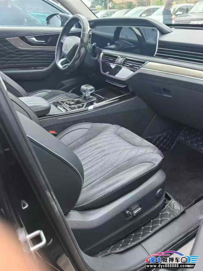 22年红旗HS5轿车抵押车出售