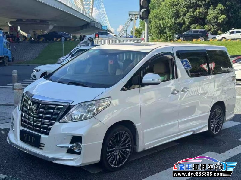 12年丰田埃尔法轿车抵押车出售