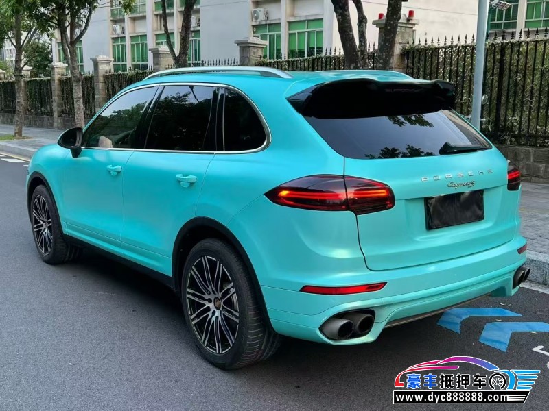 12年保时捷卡宴轿车抵押车出售