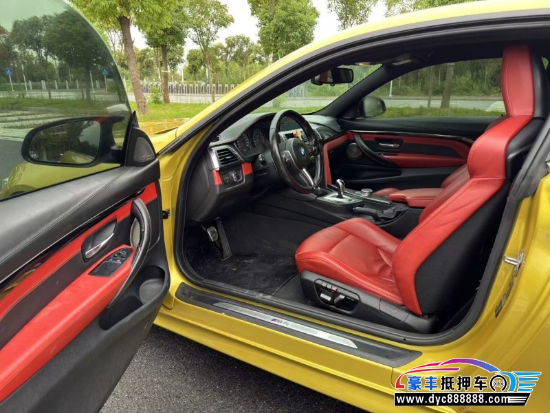 20年宝马M4轿车抵押车出售
