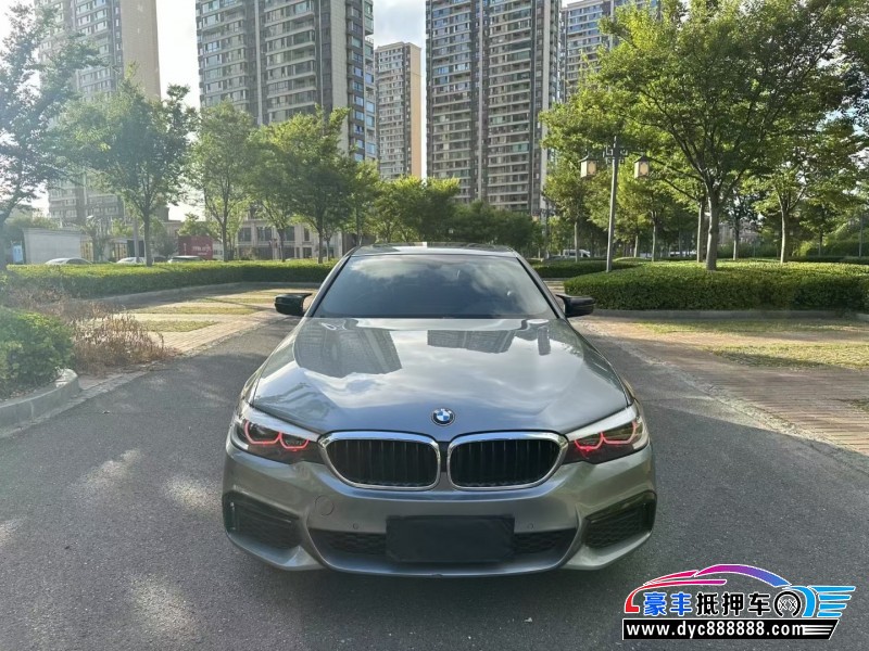19年宝马5系轿车抵押车出售