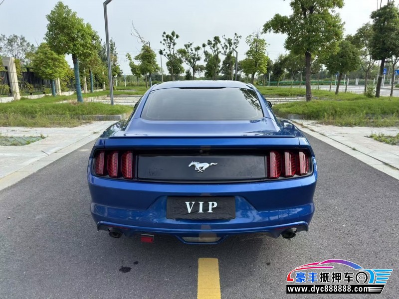 18年福特野马轿车抵押车出售