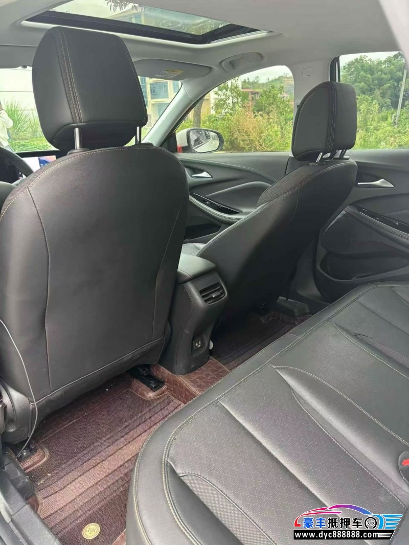 24年别克威朗轿车抵押车出售